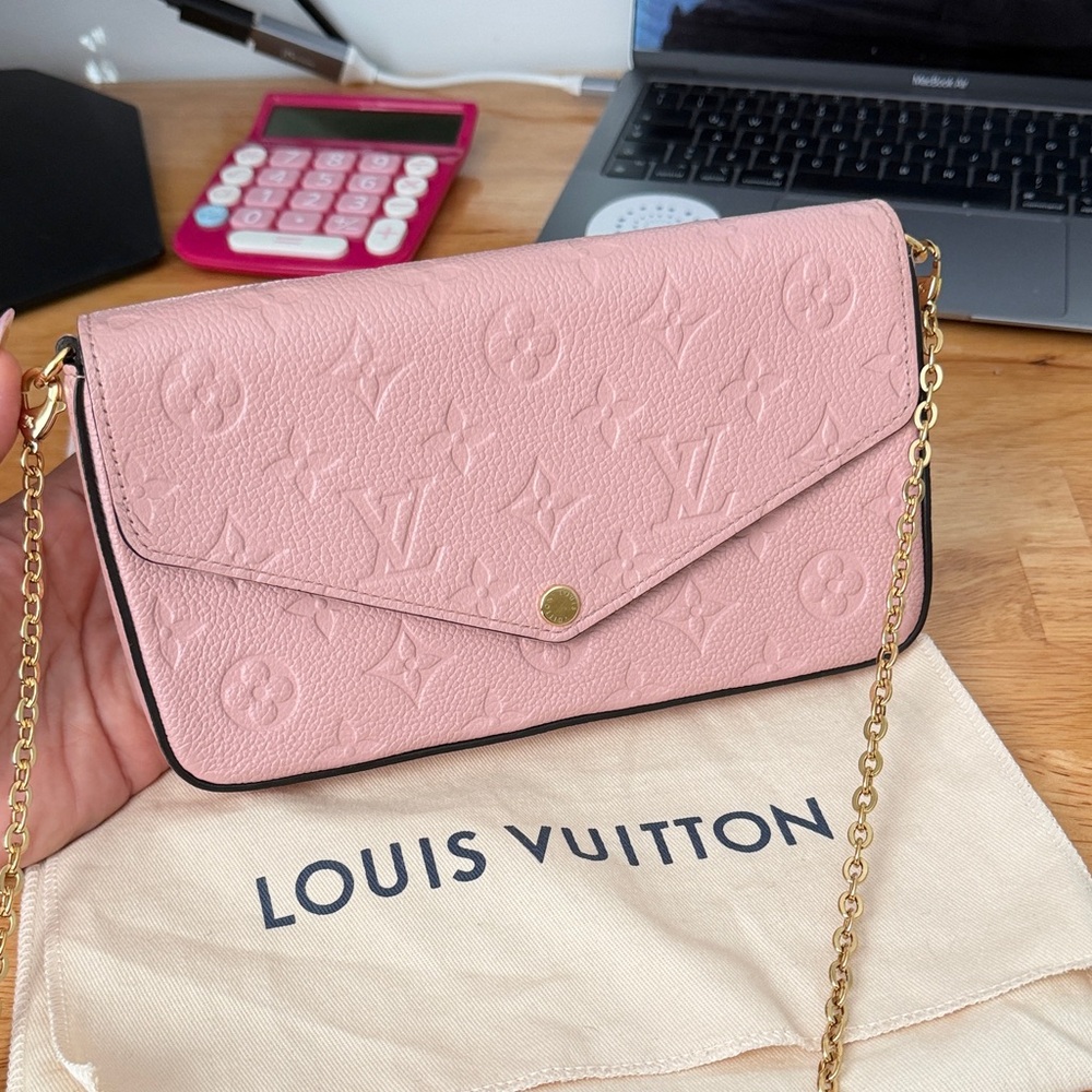 Louis Vuitton Pink Felicie pochette Empreinte leather with Gold Chain